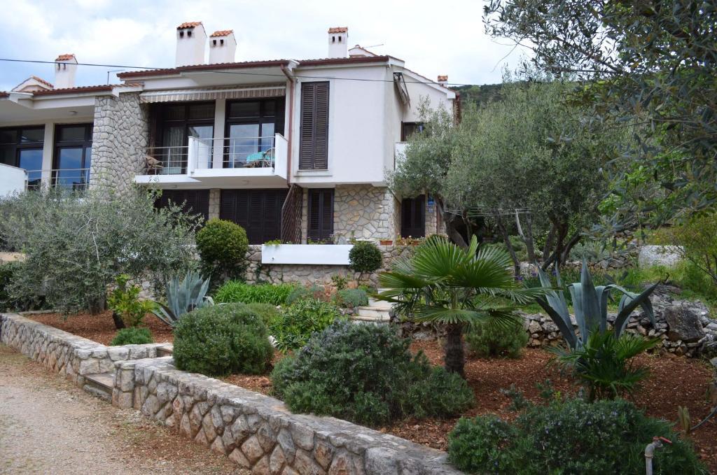 Apartments Palma & Pino Cres Dış mekan fotoğraf