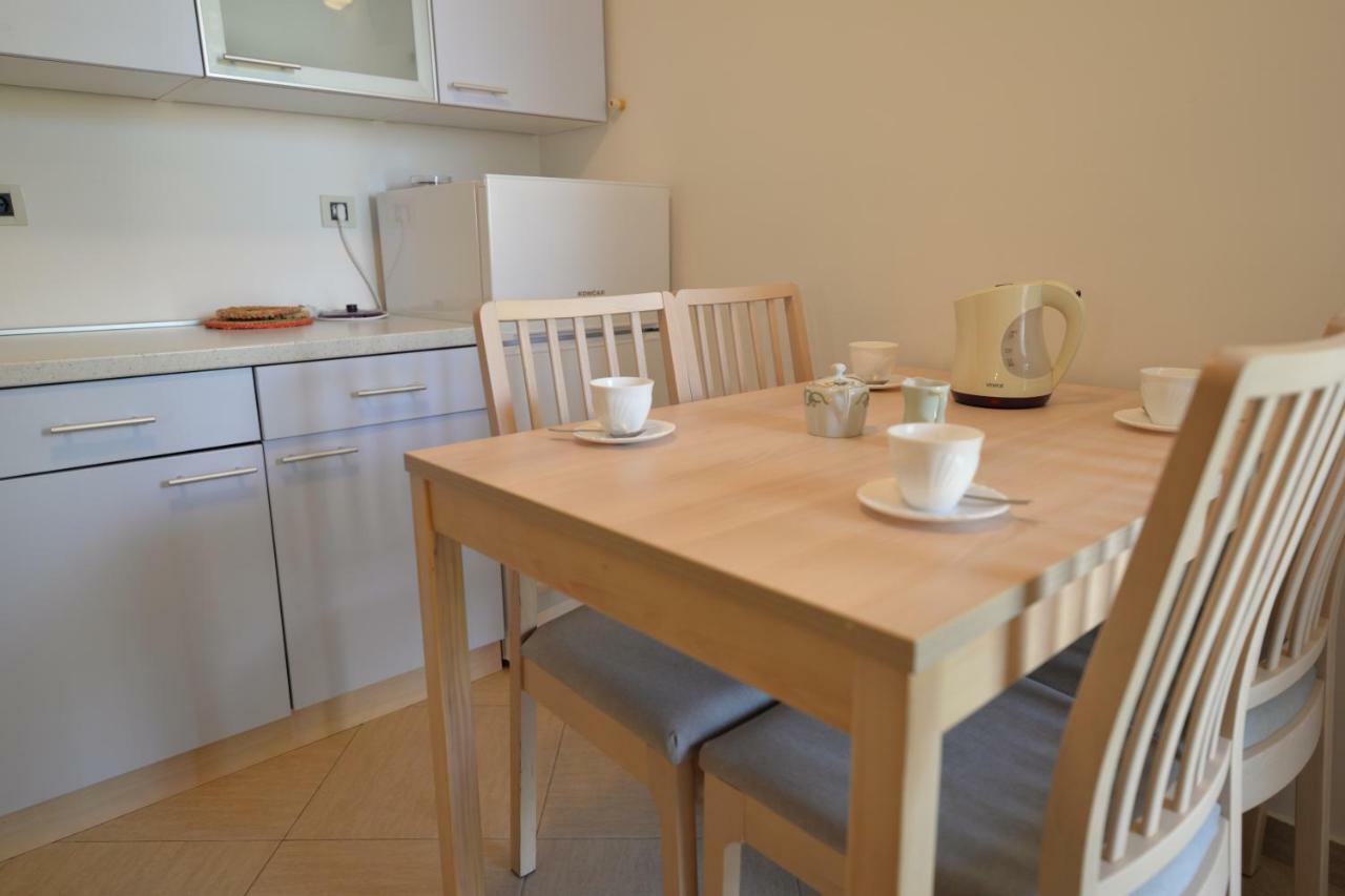 Apartments Palma & Pino Cres Dış mekan fotoğraf